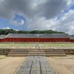 Jongmyo Changgyeonggung 1-day course featured image — Jongmyo Jeongjeon shrine in summer