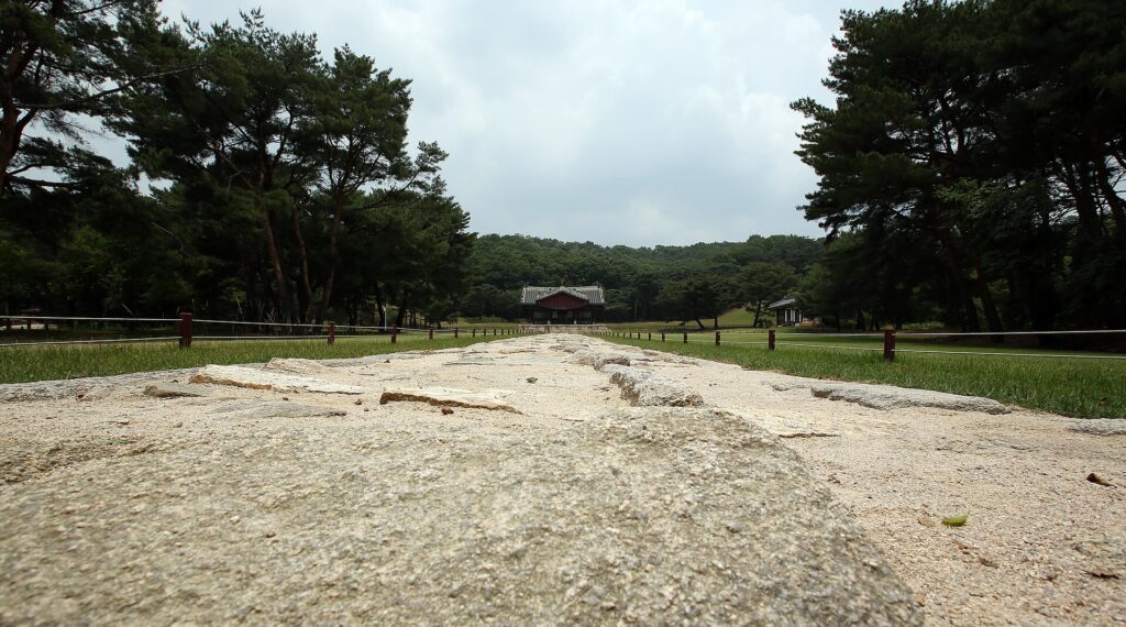 Joseon royal tombs tour — UNESCO World Heritage Joseon Royal Tombs panorama