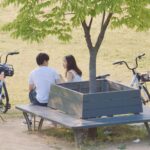 Korean dating culture differences guide — couple in a Seoul park