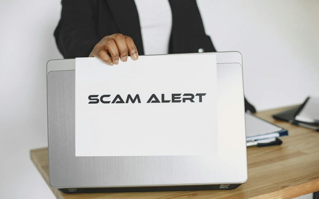 secondhand scam prevention: safe payment checklist (featured image)