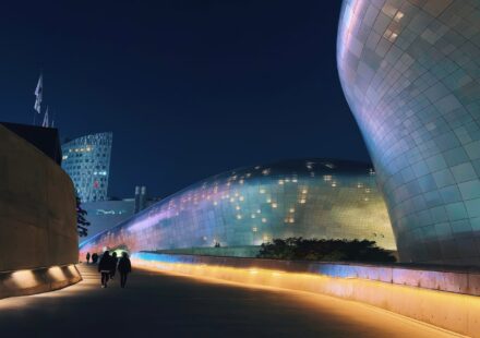 DDP night photography — Dongdaemun Design Plaza media facade at night