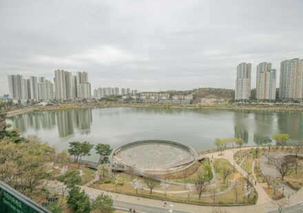 Goyang Ilsan Lake Park — full lake aerial view across seasons