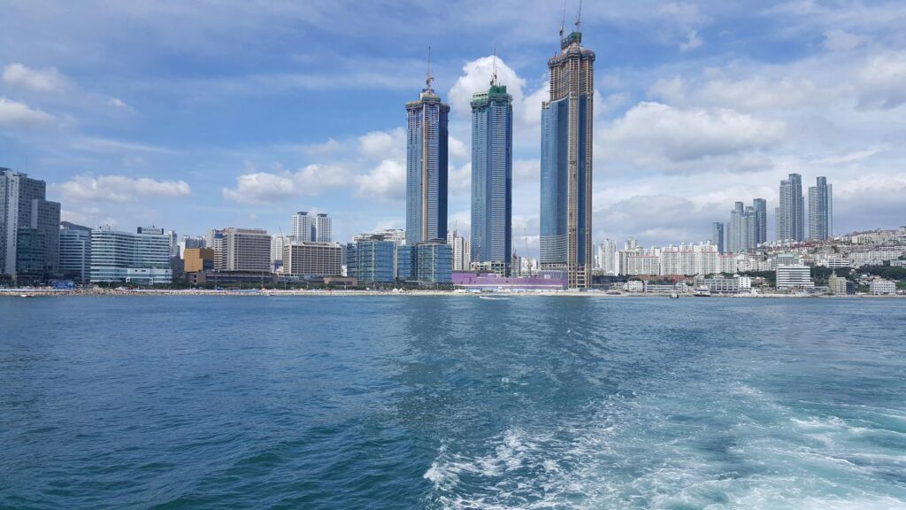 Haeundae Dongbaek Busan course — Dongbaek Island Nurimaru and Haeundae skyline guide