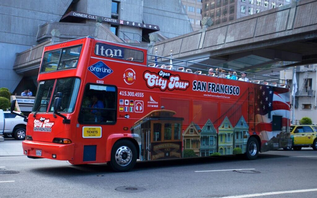 Korea city tour bus — Seoul Hop-on Hop-off sightseeing bus