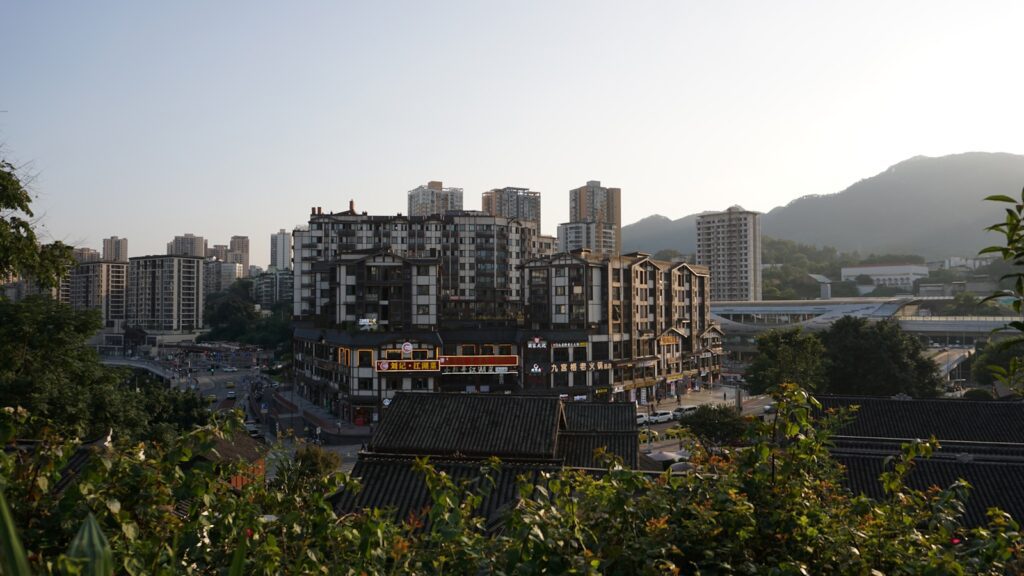 Korea housing cost comparison — Gyeonggi suburban
