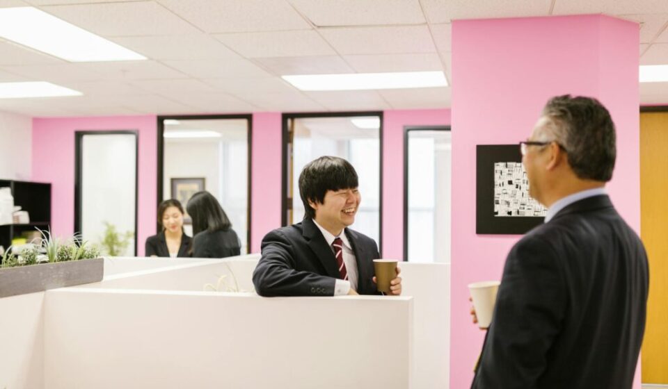Korean workplace culture for foreigners hierarchy office guide