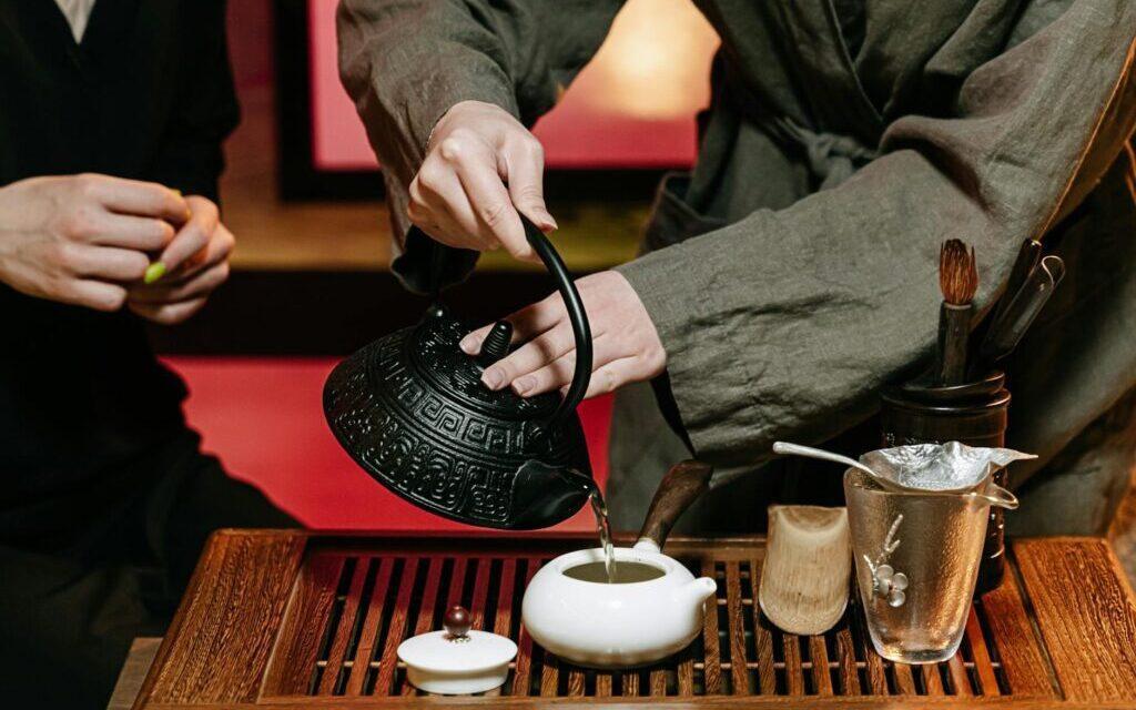 Korean tea ceremony experience traditional tea brewing