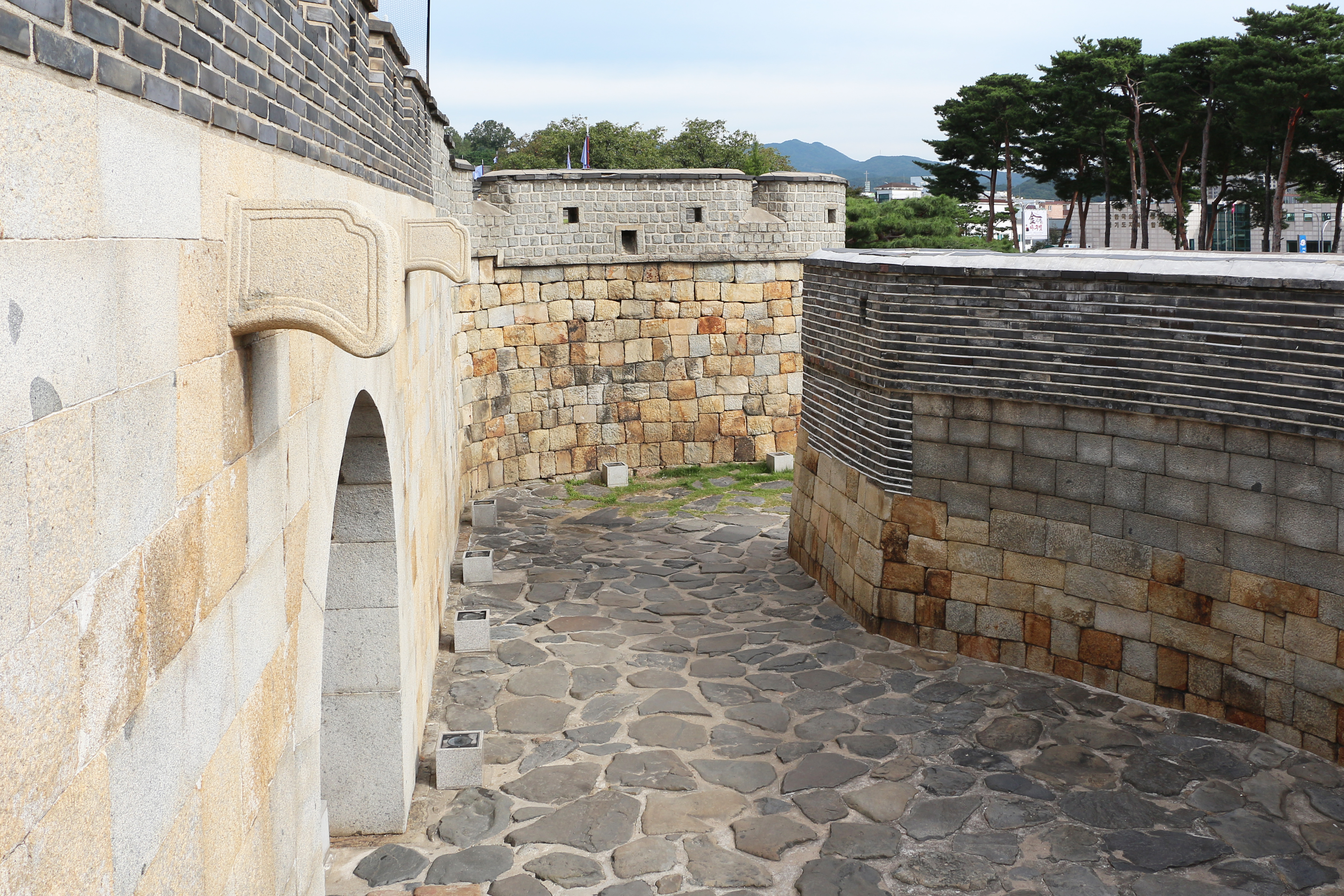 day trip from Seoul featured Suwon Hwaseong fortress wall