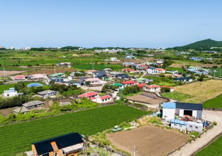 Udo day trip coastline view, the iconic Jeju island scene for a bike or scooter loop
