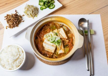 Vegan restaurants Seoul tofu and vegetable Korean spread