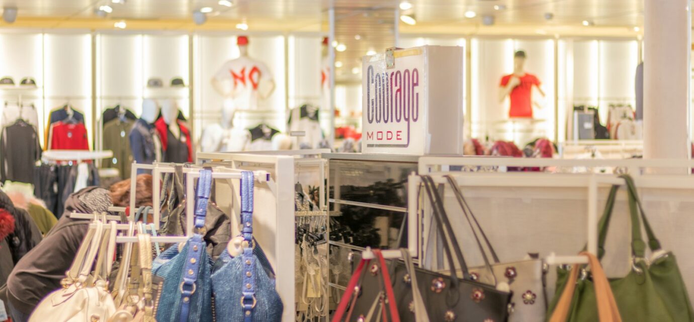 Yeoju Premium Outlet shopping — overview