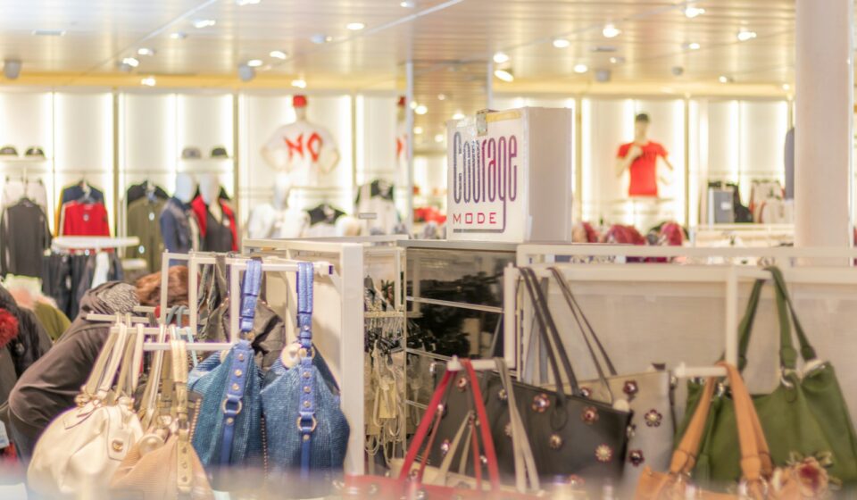 Yeoju Premium Outlet shopping — overview