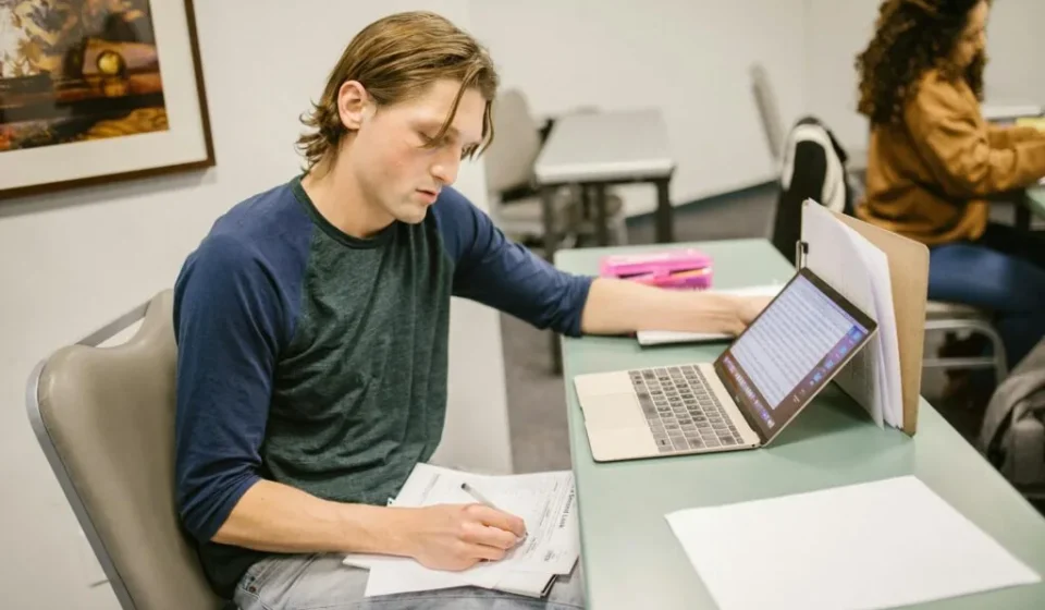 Korean University Course Registration featured image