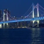 Gwangan Bridge at night from Gwangalli Beach in Busan