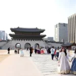 WeBring visual for Hanbok Palace Photo Travel: Best 1-2 Day Course in Seoul and Suwon
